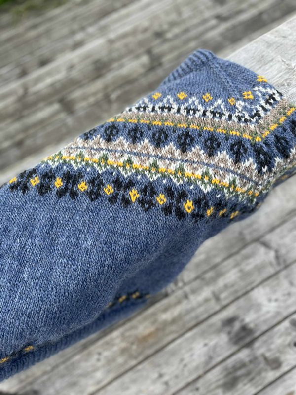 Topdals sweater (pattern)