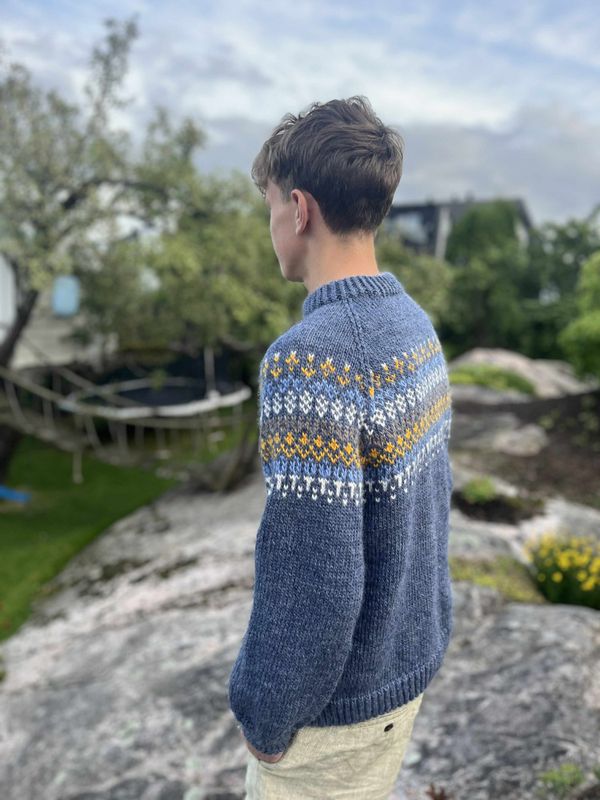 Knarvikholm sweater (pattern)