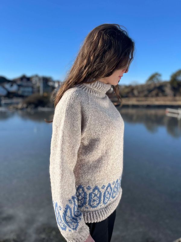 Blomsbukt sweater