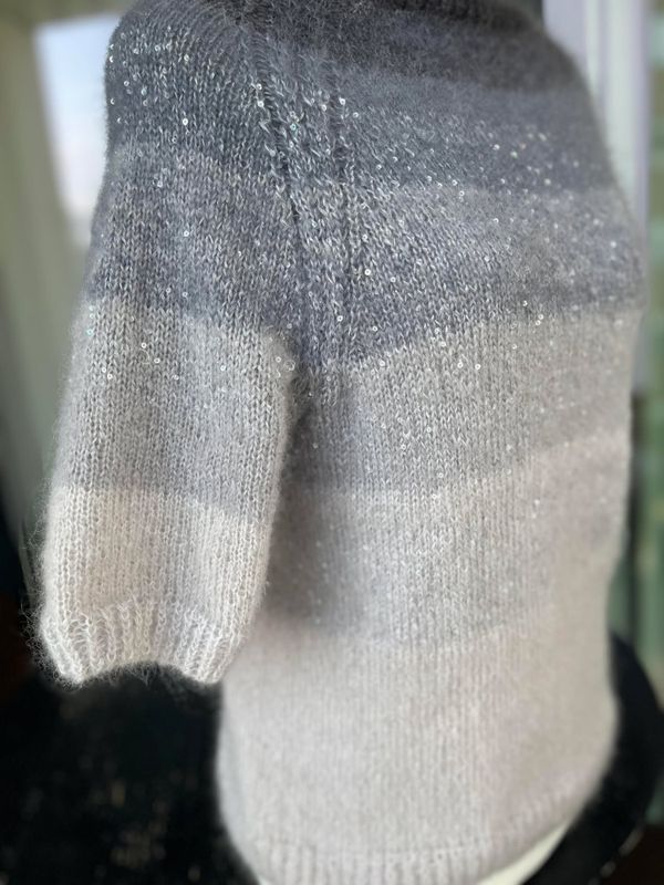 Glitre-genser - Ferdigstrikka