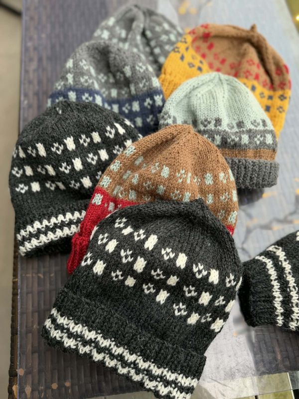 Lue til Is-genser (strikkepakke)